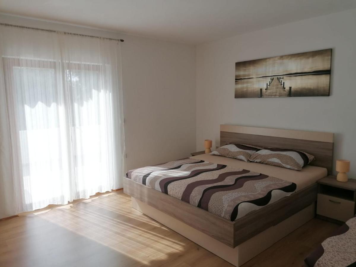 Apartment Niva ニン エクステリア 写真