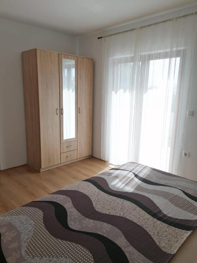 Apartment Niva ニン エクステリア 写真