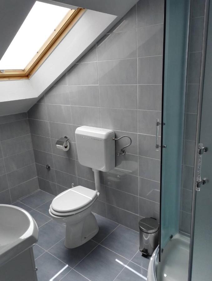 Apartment Niva ニン エクステリア 写真