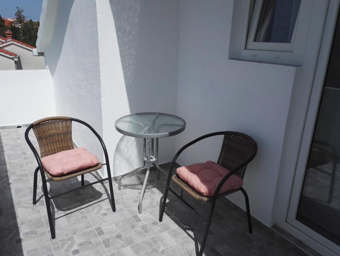 Apartment Niva ニン エクステリア 写真